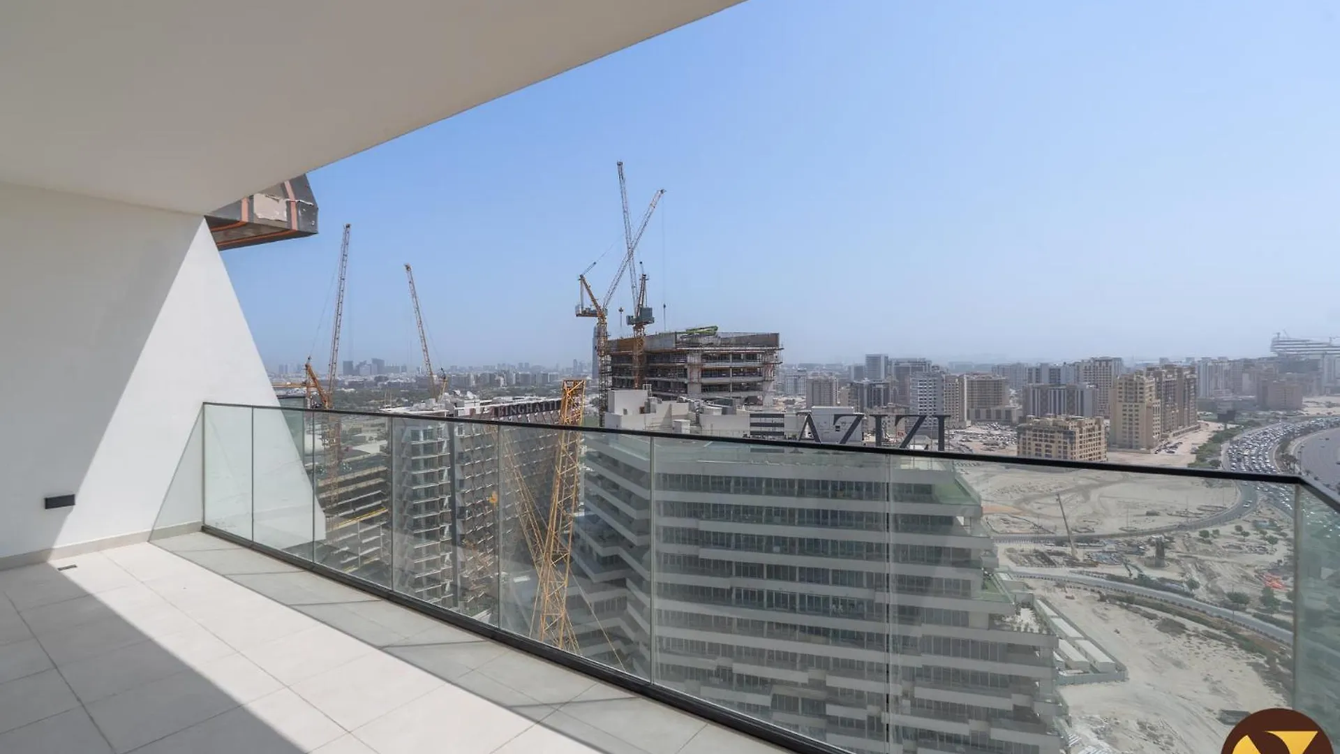 Vogue Spacious Brand New Three Bedroom Located Binghatti Creek, Smart Home With Creek Harbour View & Big Balcony Dubái